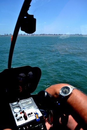 ya me compre un patero de la costa, allá en la Isla Paulino Dulzón..