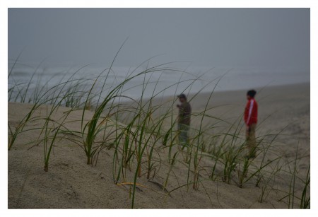 ...y mirás el mar y la vida se ve demasiado gris sin deseos